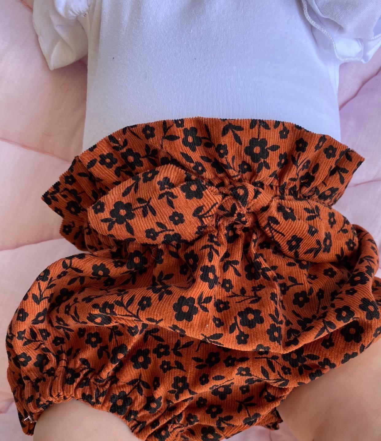 Thin corduroy floral bloomers w/ bow